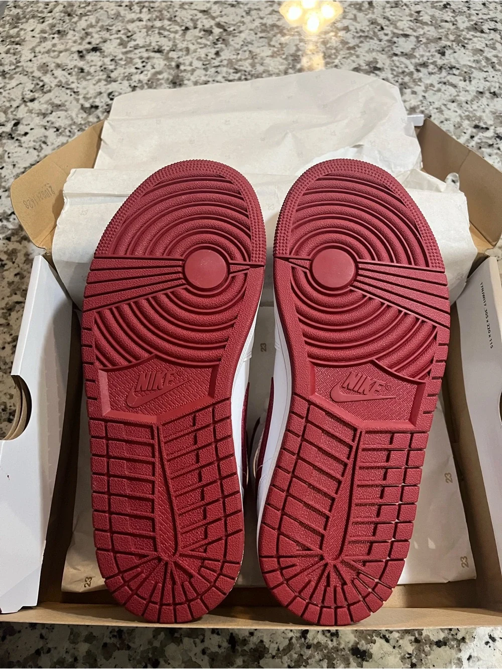 Jordan mid authentic